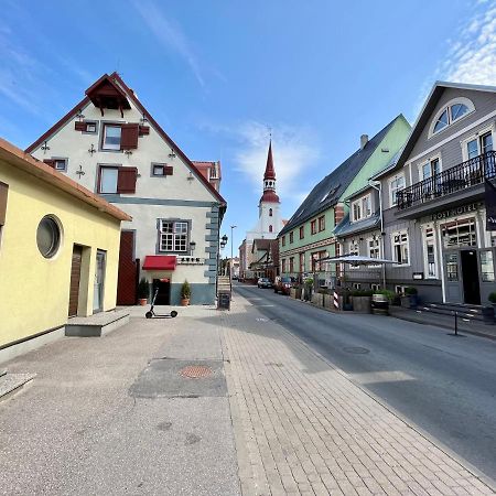 Old Town Apartment Parnu Bagian luar foto