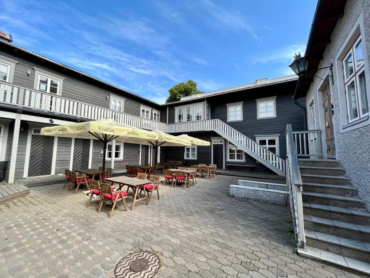 Old Town Apartment Parnu Bagian luar foto