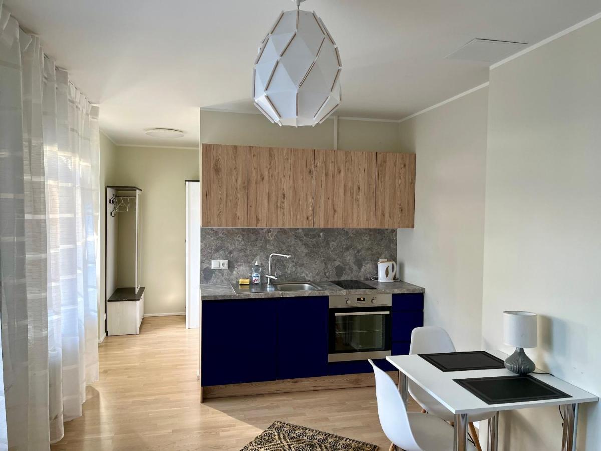 Old Town Apartment Parnu Bagian luar foto
